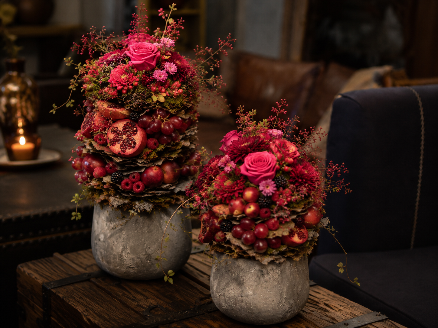 Composition contemporaine fleurs et fruits